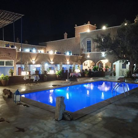 Riad Malak ويرڭان المظهر الخارجي الصورة