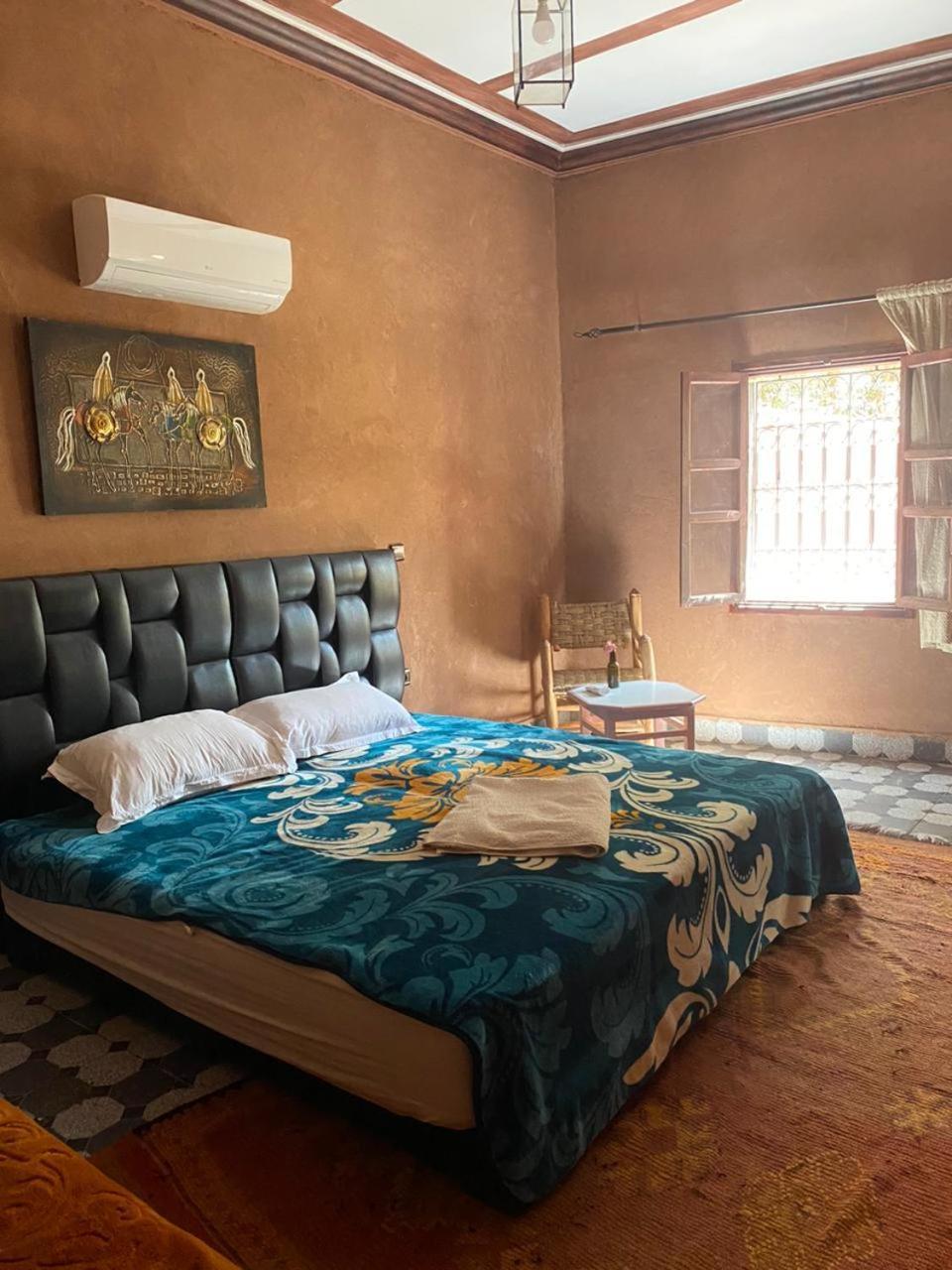 Riad Malak ويرڭان الغرفة الصورة