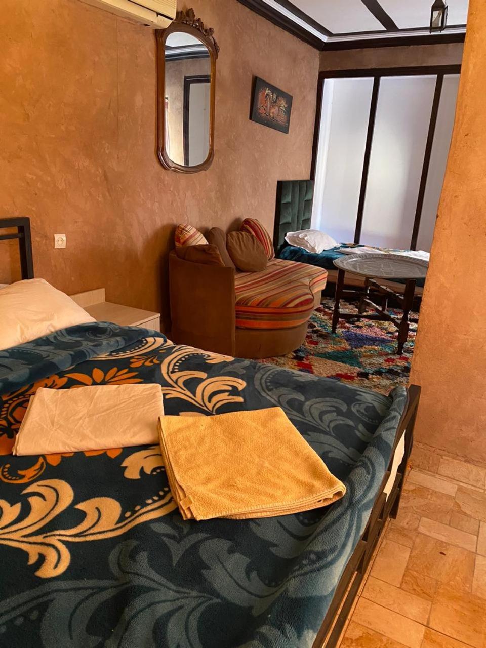 Riad Malak ويرڭان الغرفة الصورة